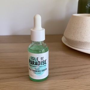 Isle of Paradise self tanning drops - Medium